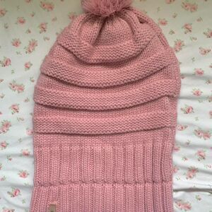 dull pink beanie and mittens bundle set